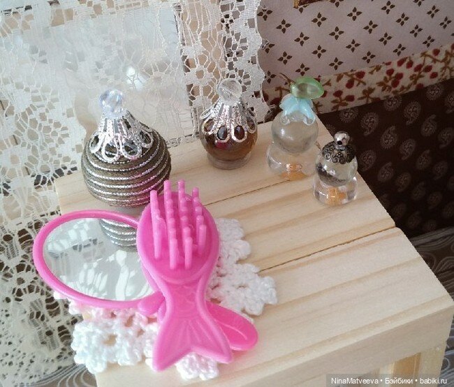 Оформляю кукольный домик из того, что под рукой (фото 4)