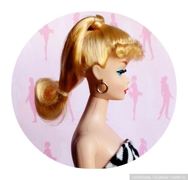 Barbie Reproduction Black & White Bathing Suit - первая леди в коллекции (фото 10)