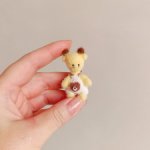 Жираф 4 см. Миниатюрная игрушка в одежде