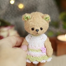 Мишка-малышка Хелен.