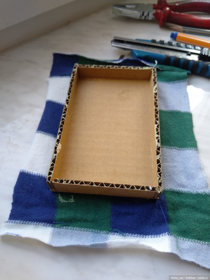 Когда закончилось терпение. Или как куклы диван доделали