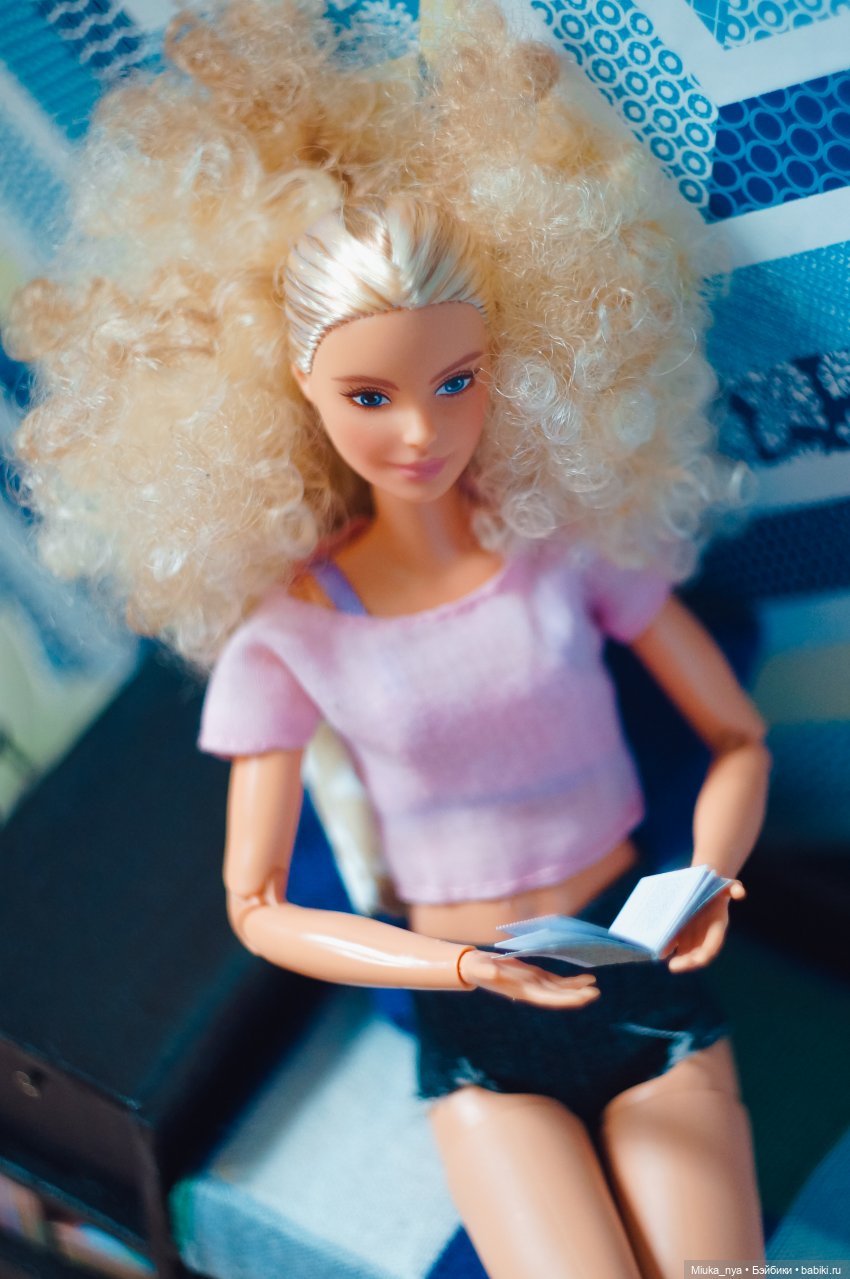 Наедине с собой — Куклы Barbie (Барби): Looks