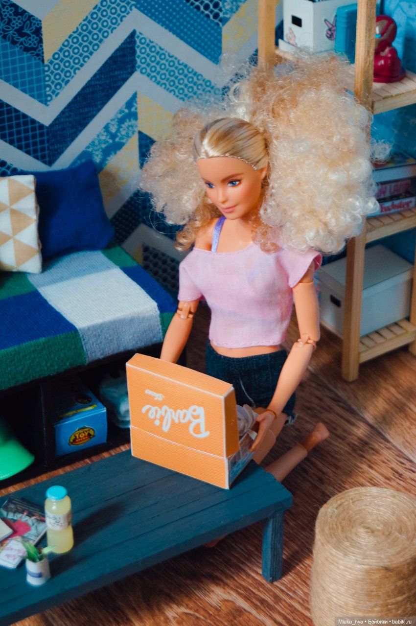 Наедине с собой — Куклы Barbie (Барби): Looks