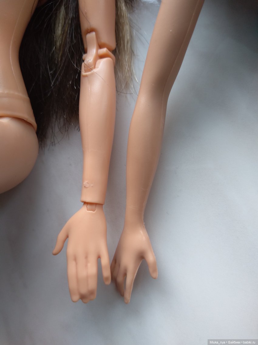 Барби на коляске со скинтоном йоги первой волны