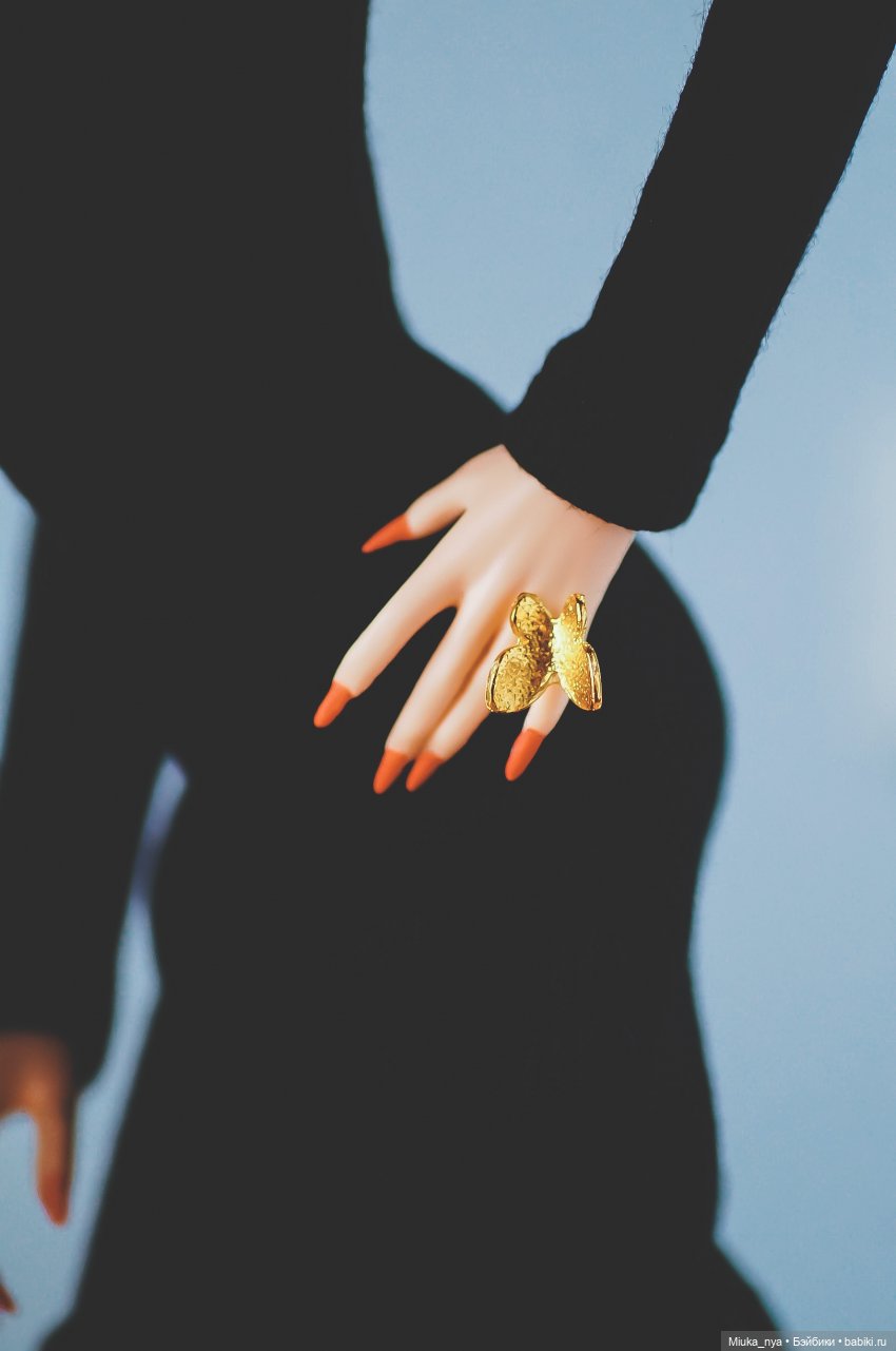 JHD COVERGIRL: September Issue Gina Yao