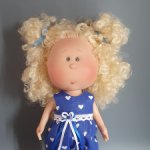 Кукла Миа в одежде