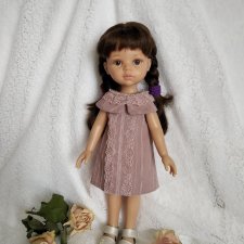 Она пришла первой