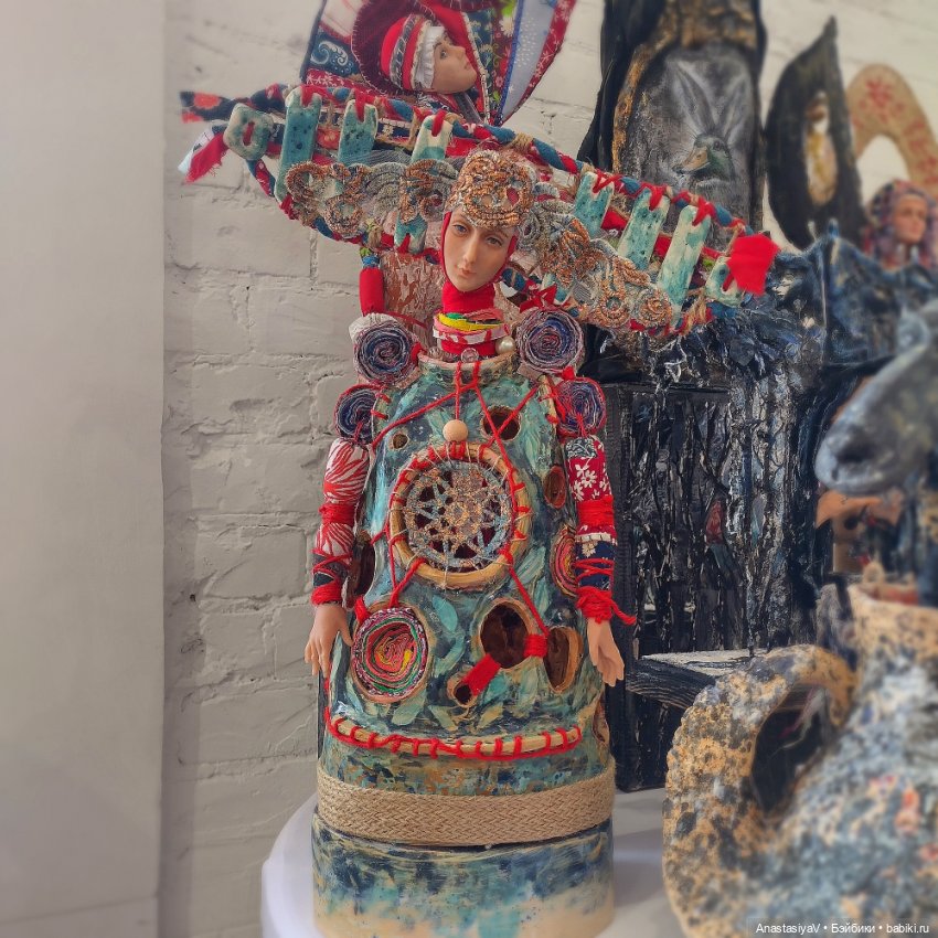 Глазами люстры. Бал кукол | Бэйбики Глазами люстры. Бал кукол (фото 7)