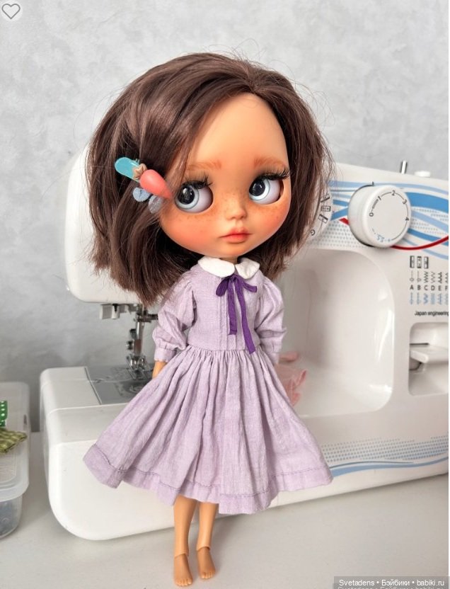 так сидит на кукле блайз