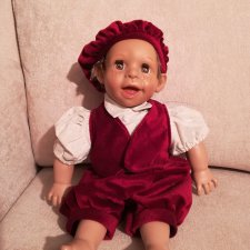 Характерная Испанская кукла. Очень весёлый мальчуган.