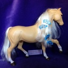 Раритетная лошадка Mattel для Barbie в идеальном состоянии с заколками. Выпуск 1982 г.