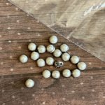 Пуговицы 4 мм