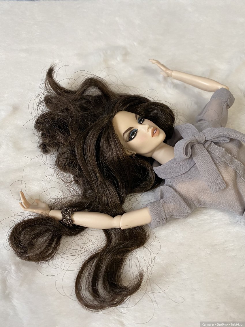 Фарфоровая Кесения от Integrity Toys