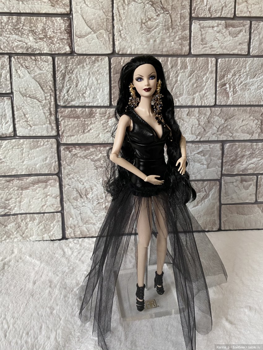 Барби Королева Темного Леса (фото 4)