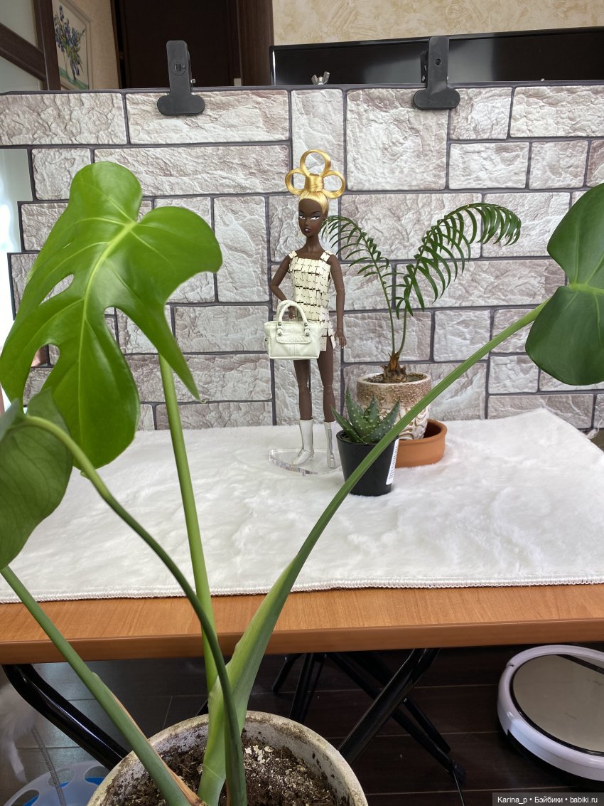 Ингрид Mounsieur Z от Integrity Toys