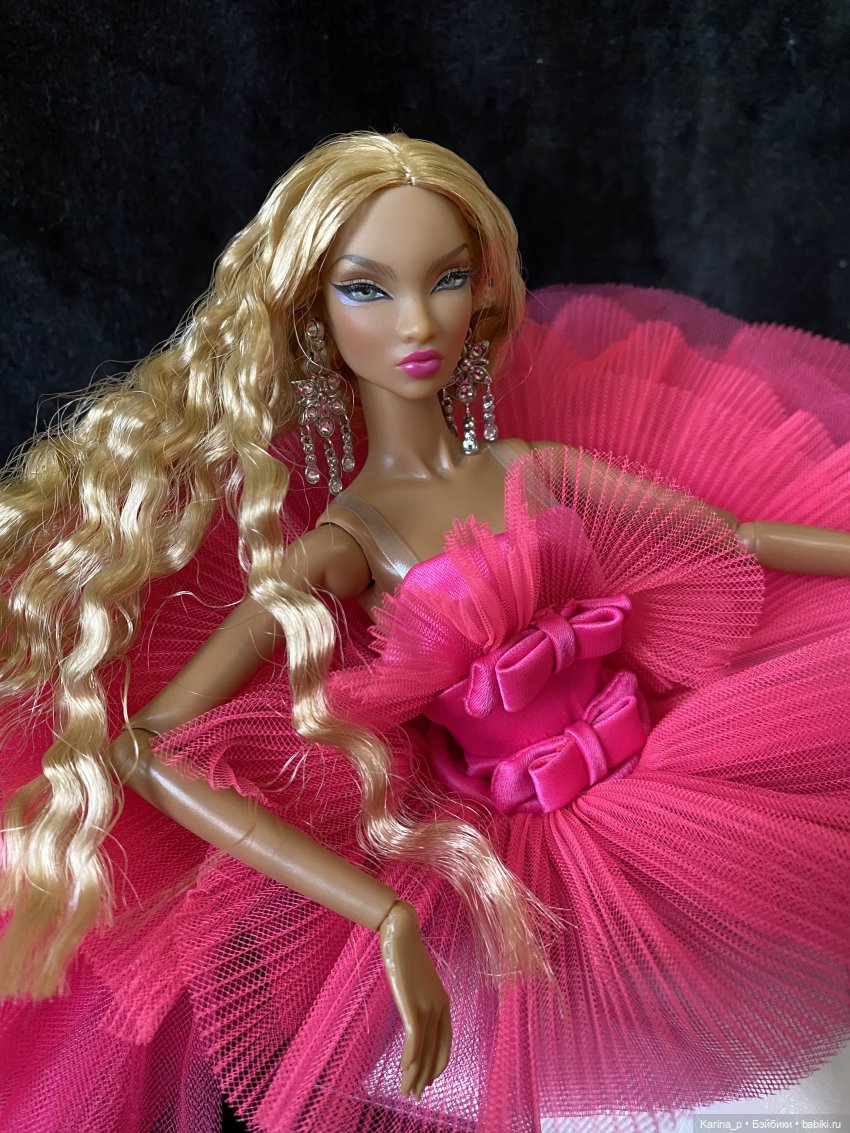 Colette от Integrity Toys