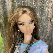 Colette от Integrity Toys