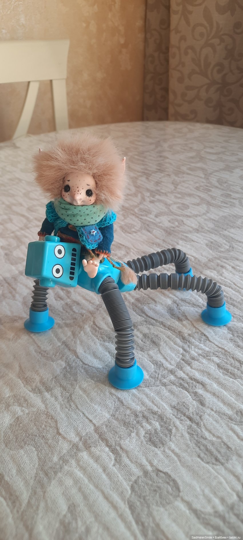 Распаковка пары бюджетных смешных