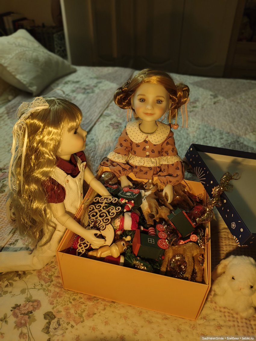 Кукольная ёлочка | Бэйбики Кукольная ёлочка — Куклы Ruby Red (Руби Ред) Fashion Friends: Siblies (фото 3)