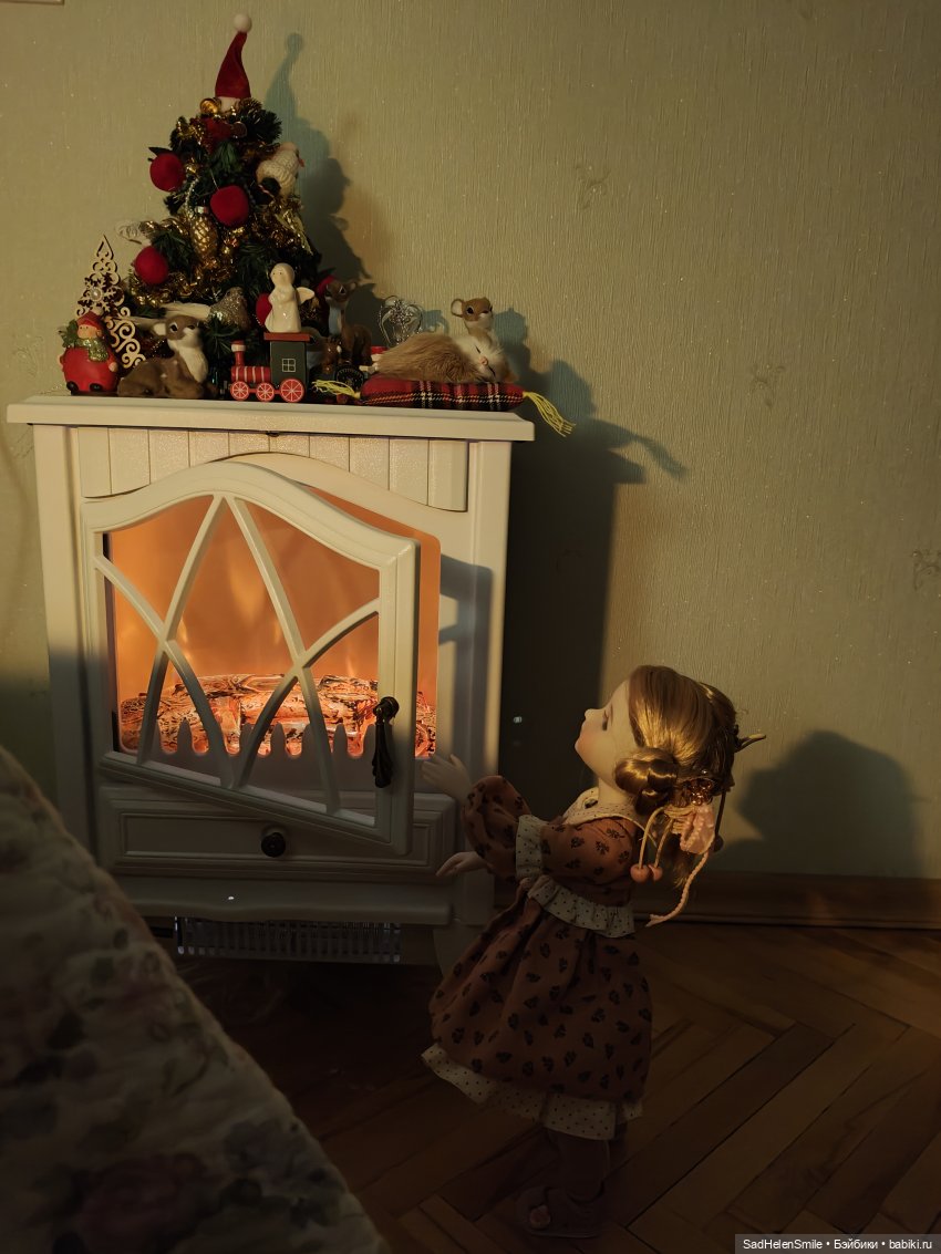 Кукольная ёлочка | Бэйбики Кукольная ёлочка — Куклы Ruby Red (Руби Ред) Fashion Friends: Siblies (фото 8)