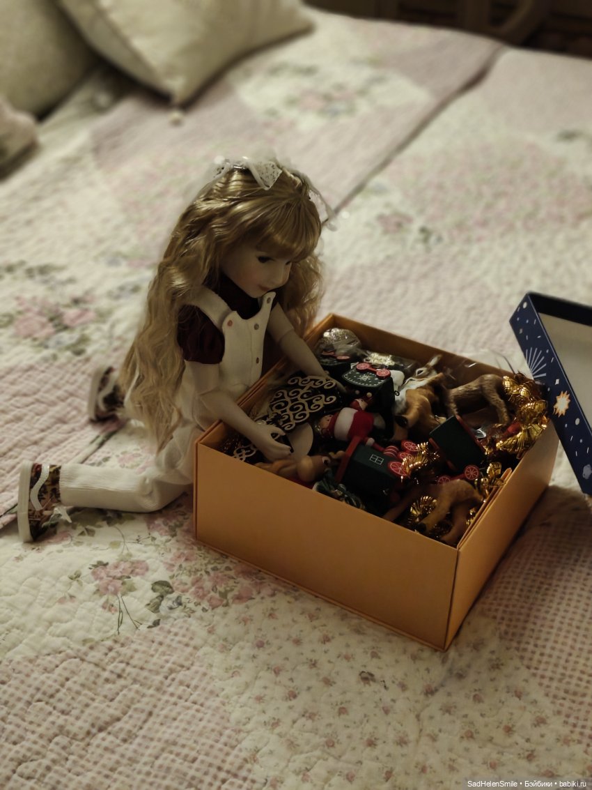 Кукольная ёлочка | Бэйбики Кукольная ёлочка — Куклы Ruby Red (Руби Ред) Fashion Friends: Siblies