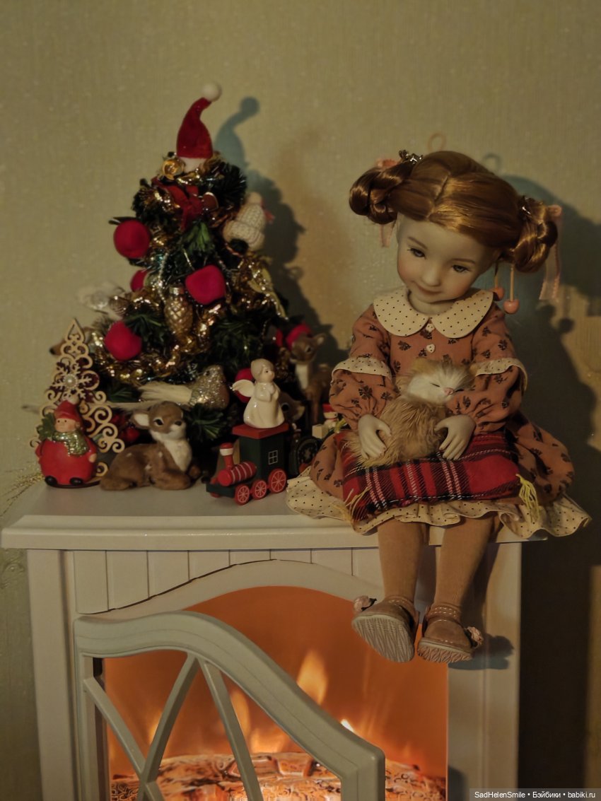 Кукольная ёлочка | Бэйбики Кукольная ёлочка — Куклы Ruby Red (Руби Ред) Fashion Friends: Siblies