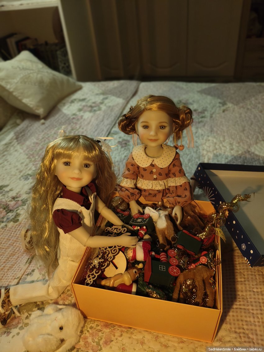 Кукольная ёлочка | Бэйбики Кукольная ёлочка — Куклы Ruby Red (Руби Ред) Fashion Friends: Siblies (фото 4)