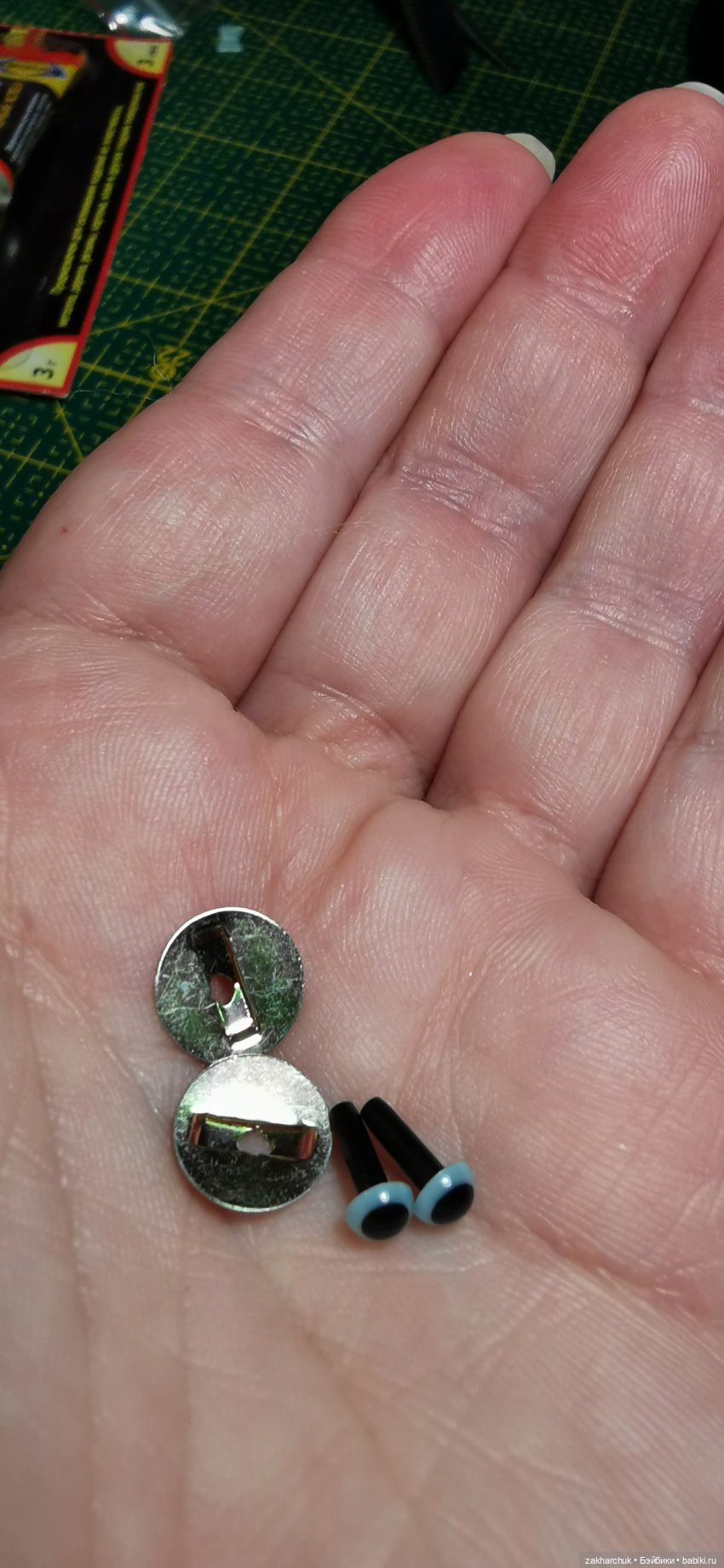 Валяю таракашку. Во мне резко проснулся валяльщик и скульптор