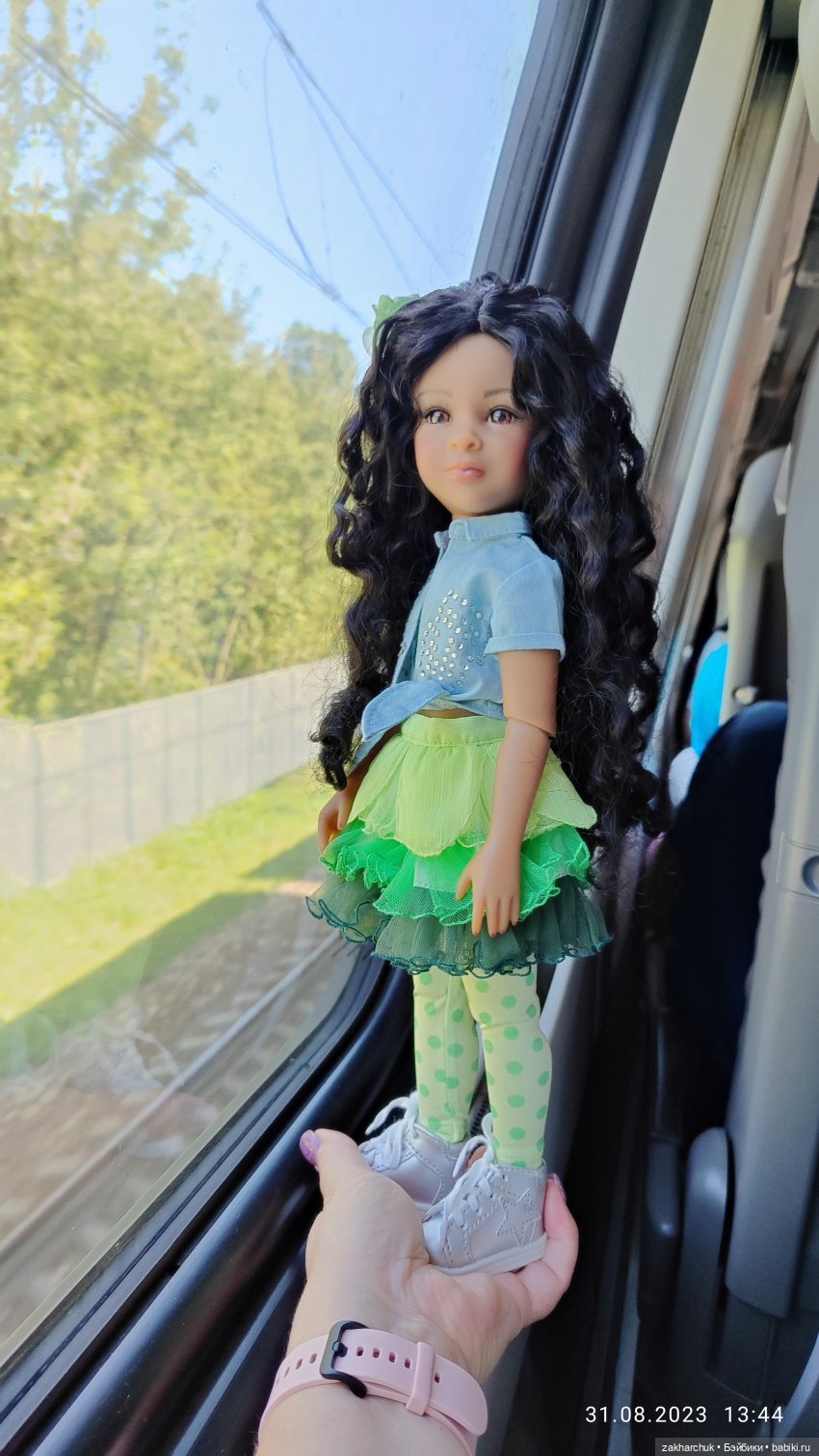 Моя новая любовь - Джада — Куклы Ruby Red (Руби Ред) Fashion Friends: Siblies (фото 6)