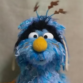 Дворовой Зелибоба. Был "мачта", стал "утёс"