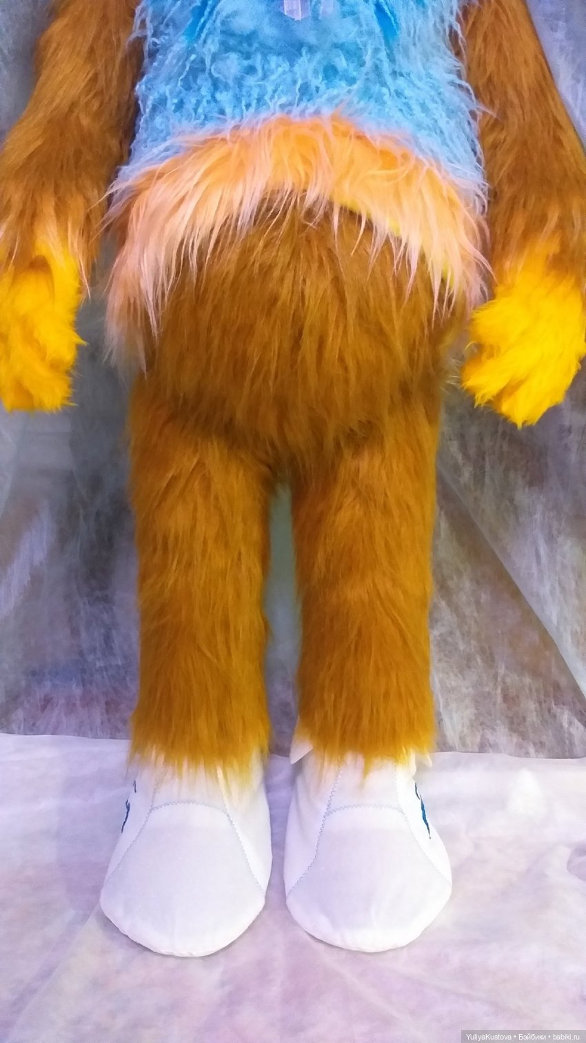 Дворовой Зелибоба. Руки-ноги в золоте (фото 4)