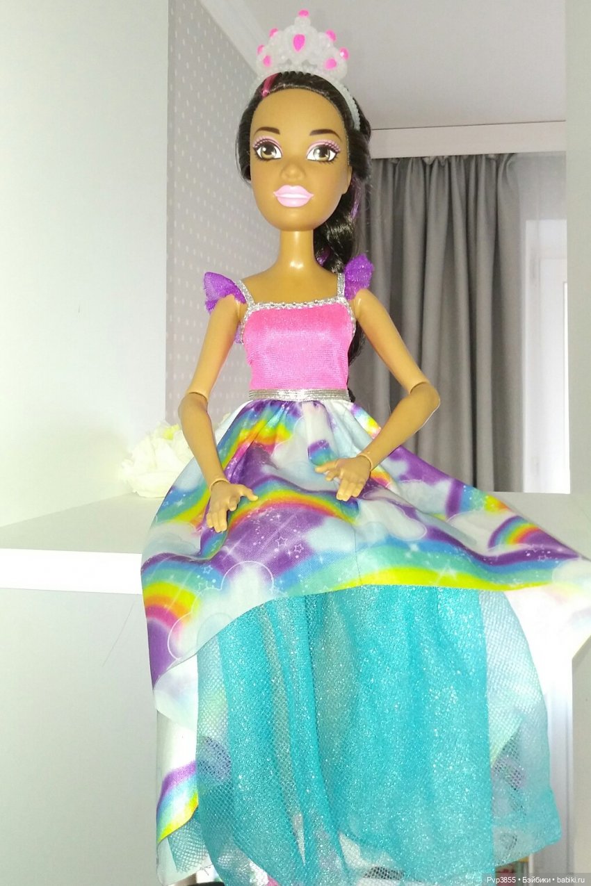 Кто достоин на полочке стоять, а кто и в домике поживет