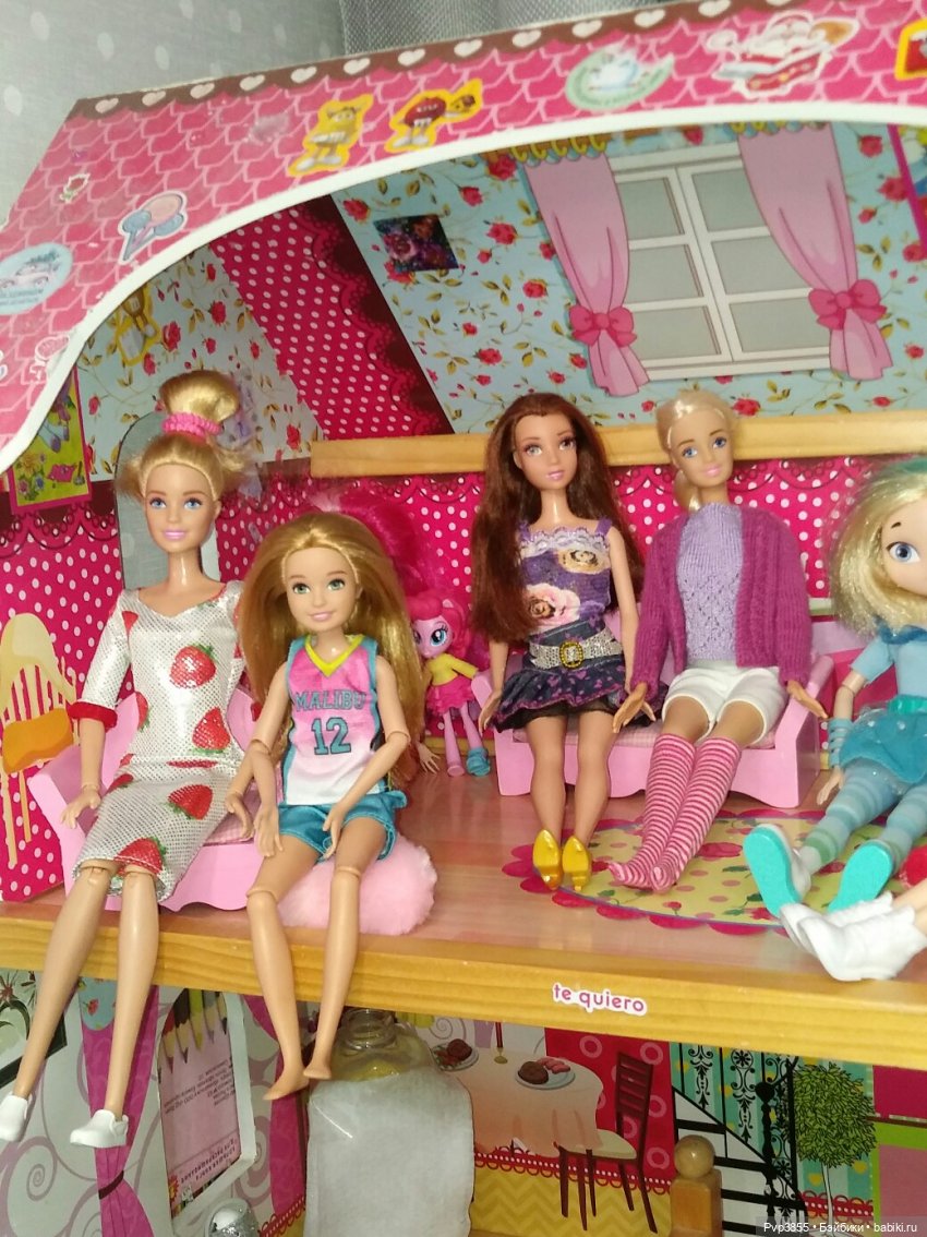 Кто достоин на полочке стоять, а кто и в домике поживет (фото 9)