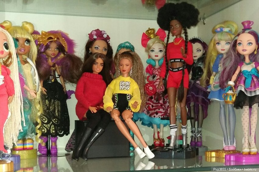 Кто достоин на полочке стоять, а кто и в домике поживет (фото 6)