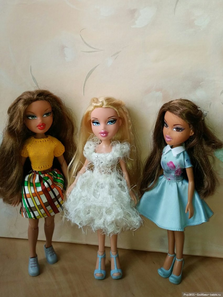 Необычную, немного странную Братц "откопала" на блошином рынке (фото 8)