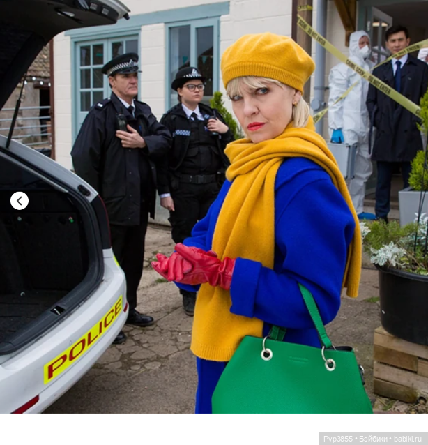 Кира BMR и Color block | Бэйбики Кира BMR и Color block — Куклы Barbie (Барби): Looks (фото 3)