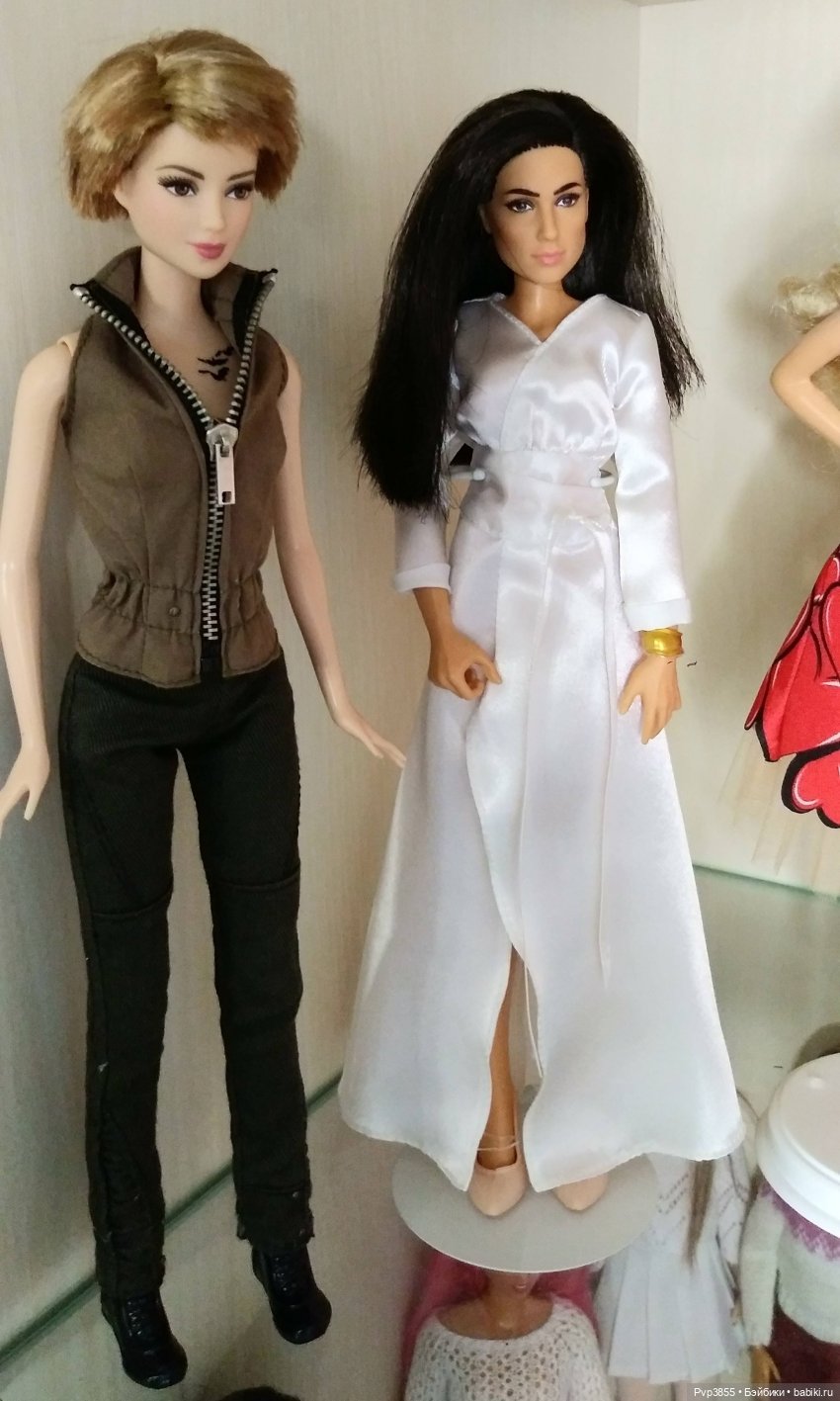 Итоги 2019-2025 — Куклы Barbie (Барби): Looks (фото 4)