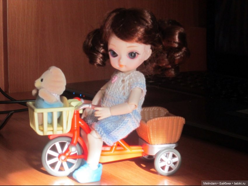 Ai - Циния - первый день в новом доме