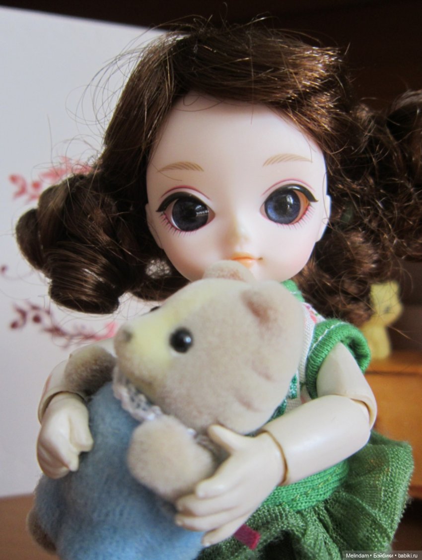 Ai - Циния - первый день в новом доме