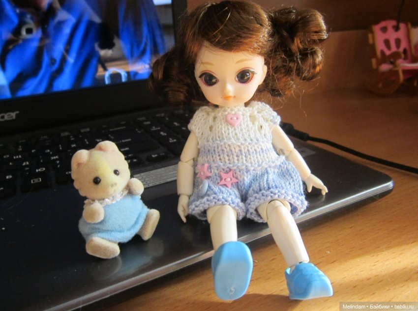 Ai - Циния - первый день в новом доме