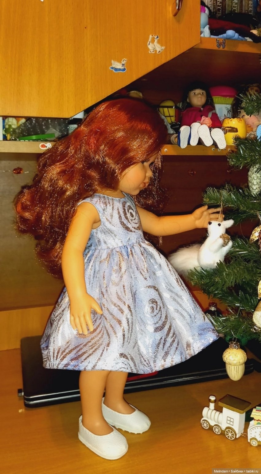 Герда и Настенька у Новогодней ёлочки (фото 7)