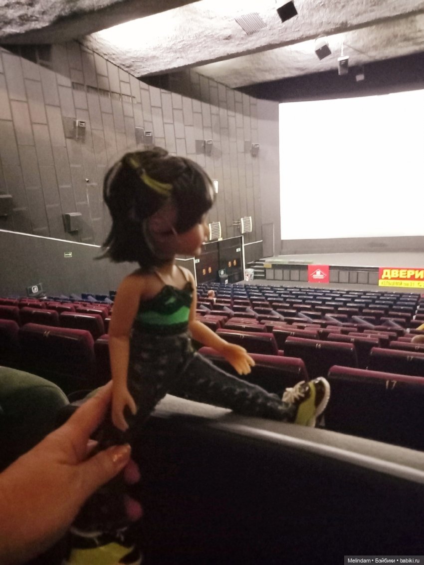 Как Эшли и Бейли в кино ходили | Бэйбики Как Эшли и Бейли в кино ходили