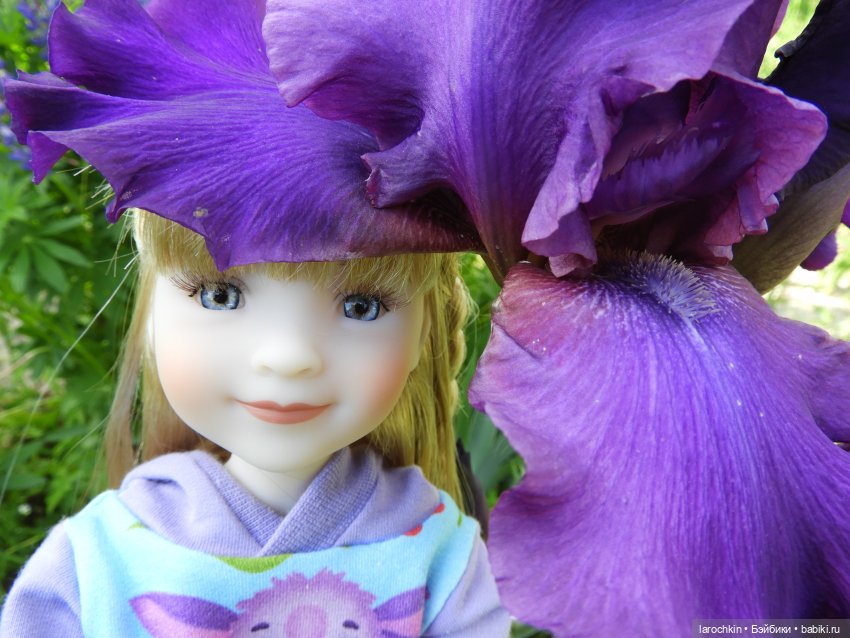 Руби Ред,пионы