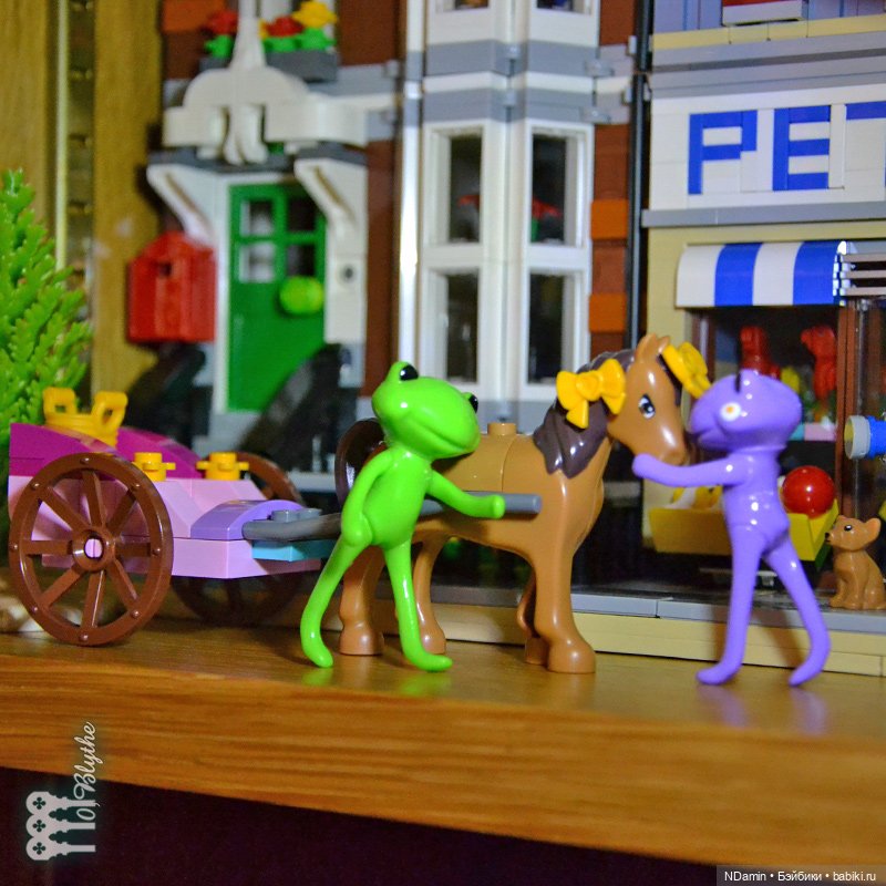 Новая лягушка в семью от Studio-uoo