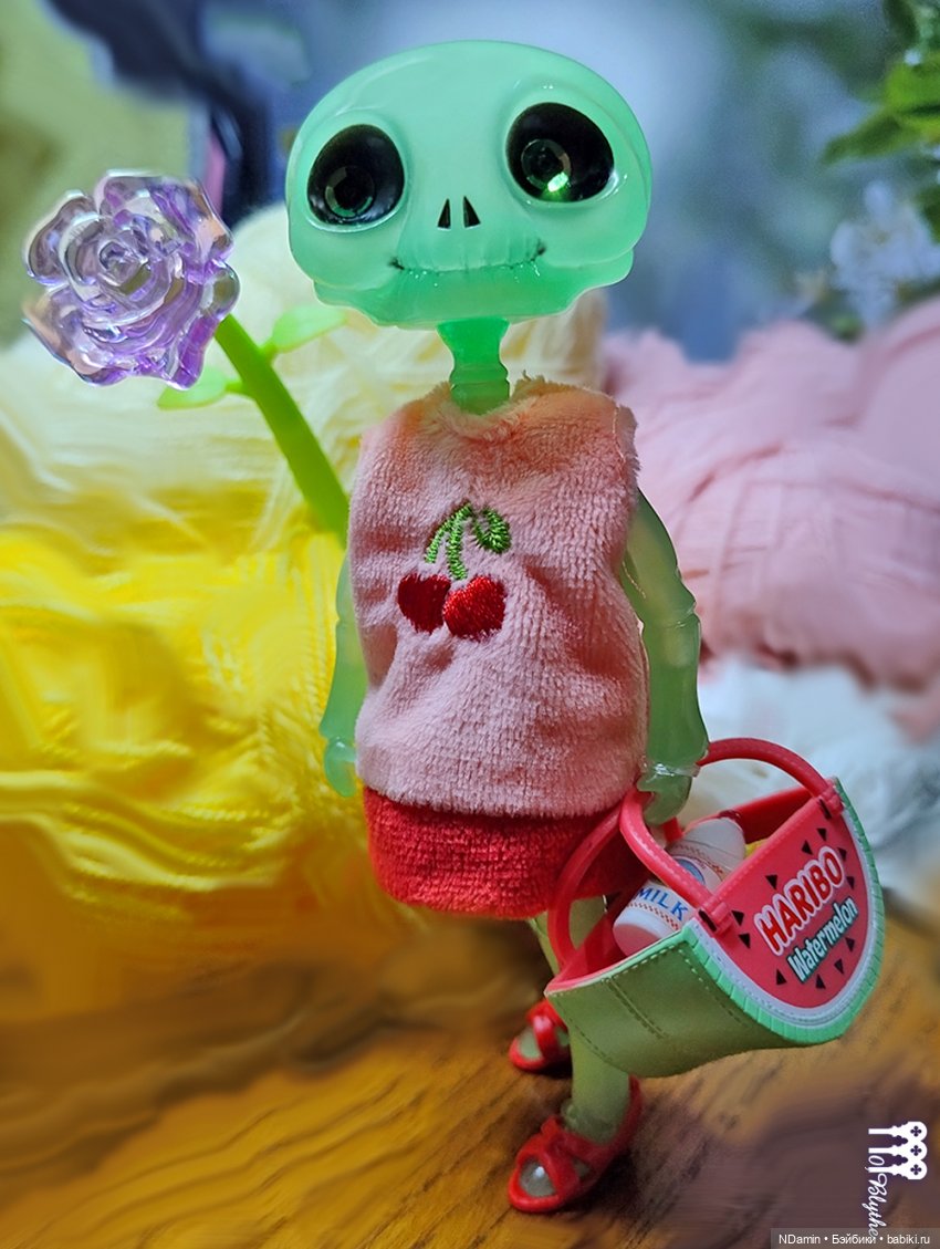 Кастом-пятиминутка: из скелетика Bone Walker (Studio-uoo) в инопланетянина