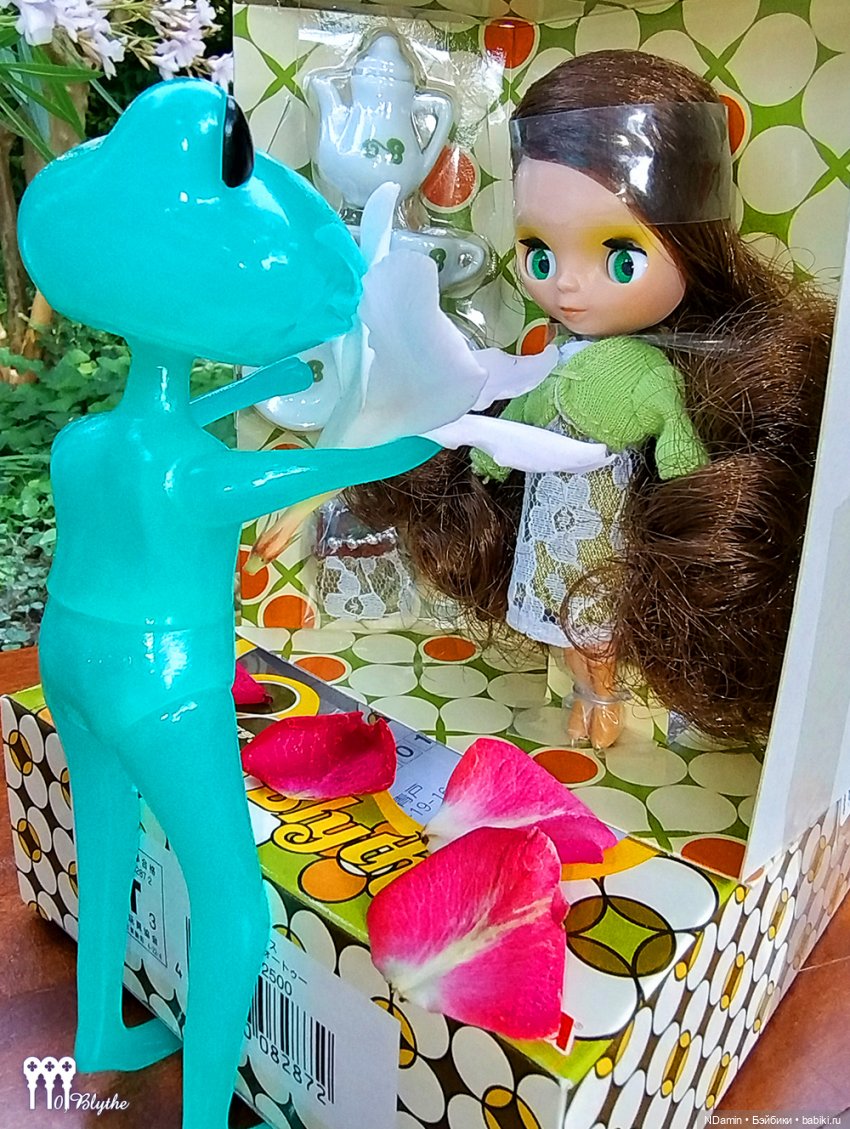 Принц-лягушка (бирюзовая лягушка и Блайз петит)