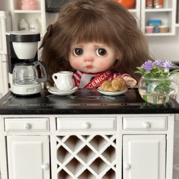 Здрасьте, я Варя!