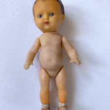 Старенький пупсик ARI 60х годов