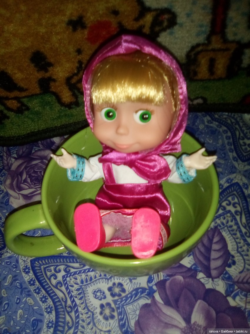 Наша Машуля — Куклы Маша и Медведь (Simba): Маша в кармашке (фото 2)
