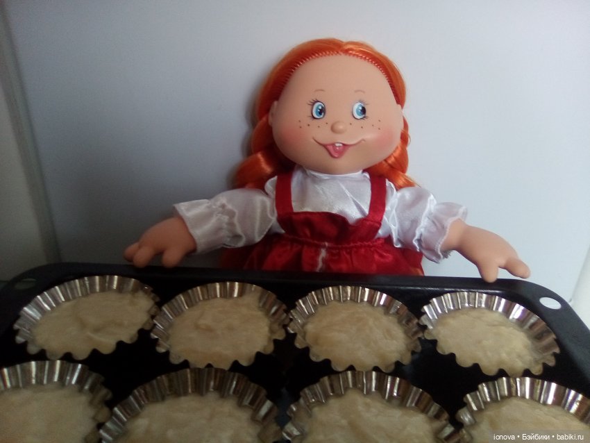 "Гостям подать не стыдно — Российские куклы Весна (фото 9)